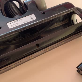 Servisten Pis Ve Onarımı Şüpheli Süpürge Teslimi