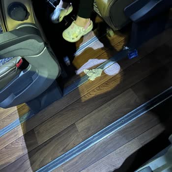 Nilüfer Turizm'de Eski Ve Kirli Otobüs, Yetersiz Personel Deneyimi