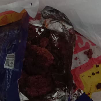 Market Rafındaki Bozuk Kekler Çocukların Sağlığını Riske Atıyor