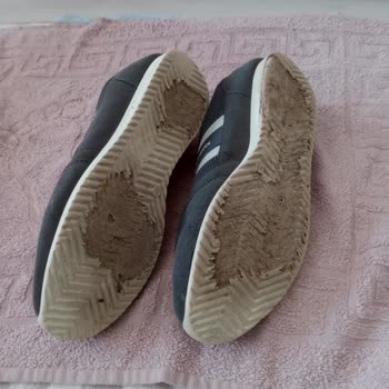 Kinetix Spor Ayakkabının Tabanı Kısa Sürede Döküldü, Mağduriyet Yaşadık