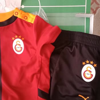 GS Store Aldığım Forma Yanlış Yıldız Sayısıyla Gönderildi, Destek Ekibine Ulaşılamıyor