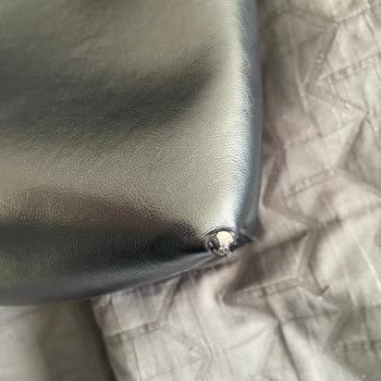 Kullanılmadan Soyulan Çanta Ve Yetersiz Destek