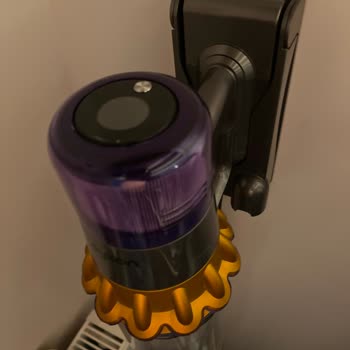 Dyson V15 Süpürge Batarya Sorunu Ve Yetersiz Destek
