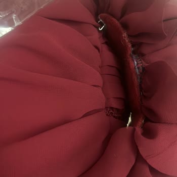 Defolu Elbise Teslimatı Ve İade Sorunu: Mağduriyetim Giderilmiyor