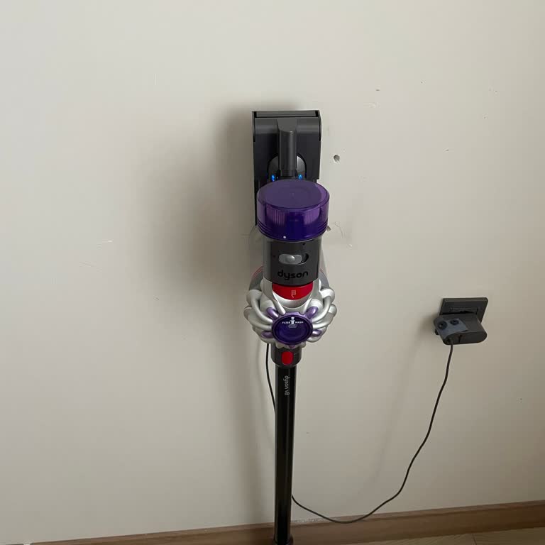 Dyson V8: Kısa Pil Ömrü Ve Elektrik Kaçağı Mağduriyeti