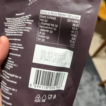 Aldığım Kaju Paketinden Böcek Çıktı, Personel İlgisiz Kaldı