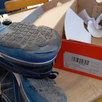 Kinetix Ayakkabıda Çift Taraflı Yırtılma Sorunu