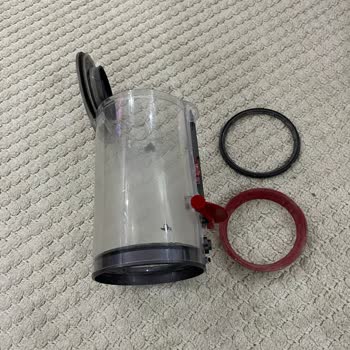 Dyson V15 Detect'te Kronik Toz Haznesi Ve Conta Sorunu: Garanti Dışı Ücret Talebi