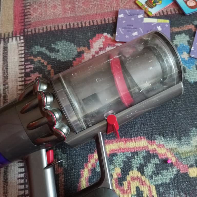 Dyson V11 Toz Haznesi Conta Sorunu Ve Yedek Parça Zorunluluğu