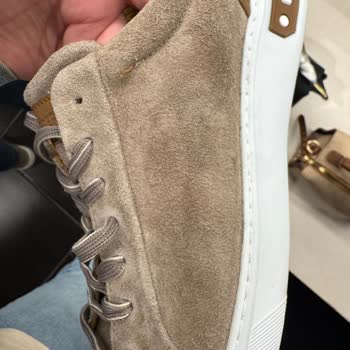 Temizlik Köpüğü Kullanımı Sonrası Ayakkabıda Hasar Ve Çözüm Sunulmaması