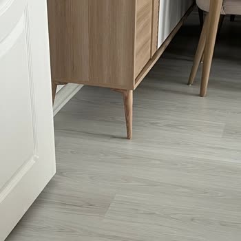 Konsolun Alt Tabanı Eğildi, Servis Yerinde Çözüm Sunmuyor