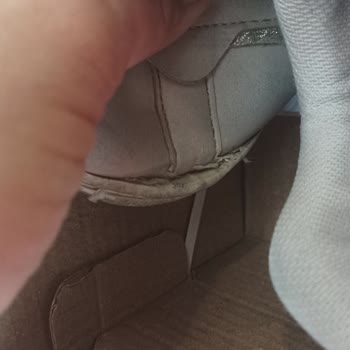 FLO Ve Torex Ayakkabılarda Sürekli Açılma, Mağduriyetim Giderilmiyor