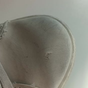 FLO Ve Torex Ayakkabılarda Sürekli Açılma, Mağduriyetim Giderilmiyor