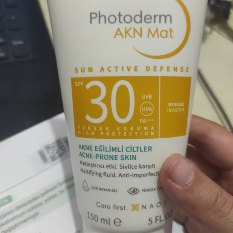 Bioderma AKN Mat Güneş Kremi Cildimde Yoğun Soyulmaya Sebep Oldu