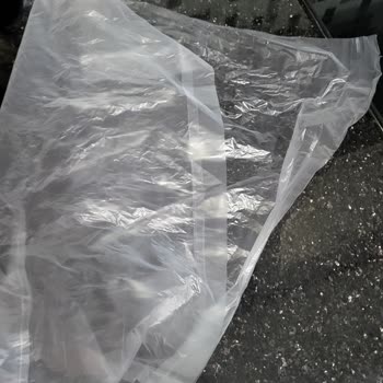 Aldığım Buzdolabı Poşetleri Sürekli Yırtılıyor, Kullanamıyorum