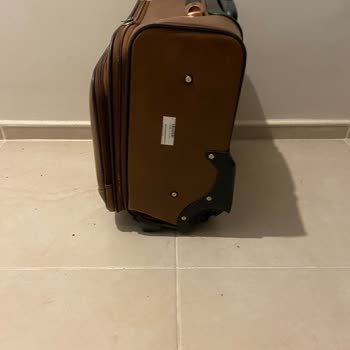 Ajet Havayolu İle Uçuşumda Bavulum Zarar Gördü, Mağduriyetim Giderilmiyor