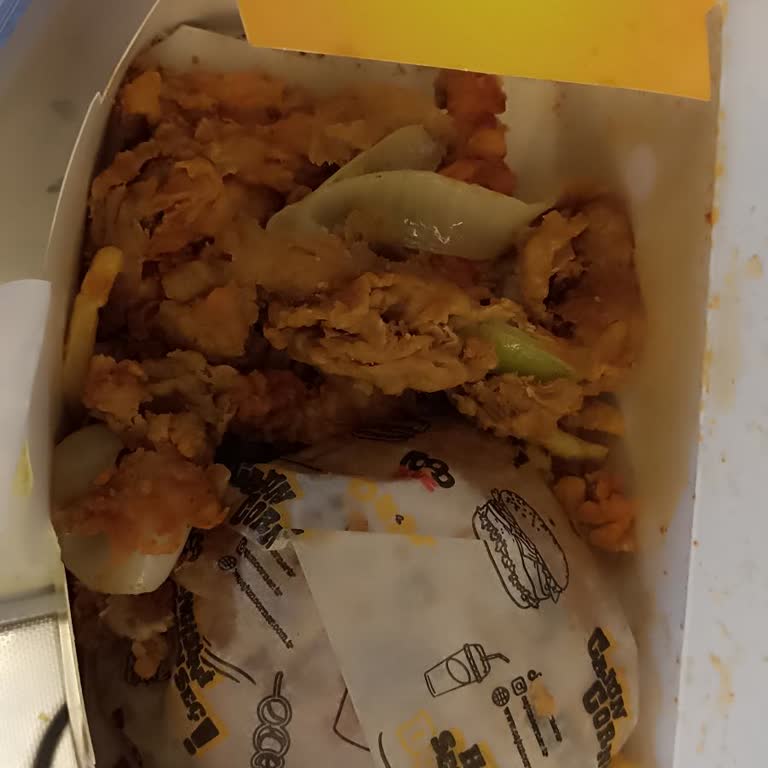 Sipariş Kutusu Islak Ve Karışık Geldi, Planlarımız Bozuldu