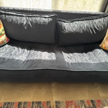 Vivense'den Alınan Oturma Grubunda Çökme Ve İletişim Sorunu