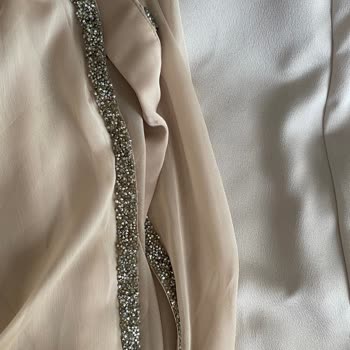 Hilal Atalay Yanlış Beden Ve Renk Pelerinle Mağdur Edildim İade Hakkım Engellendi