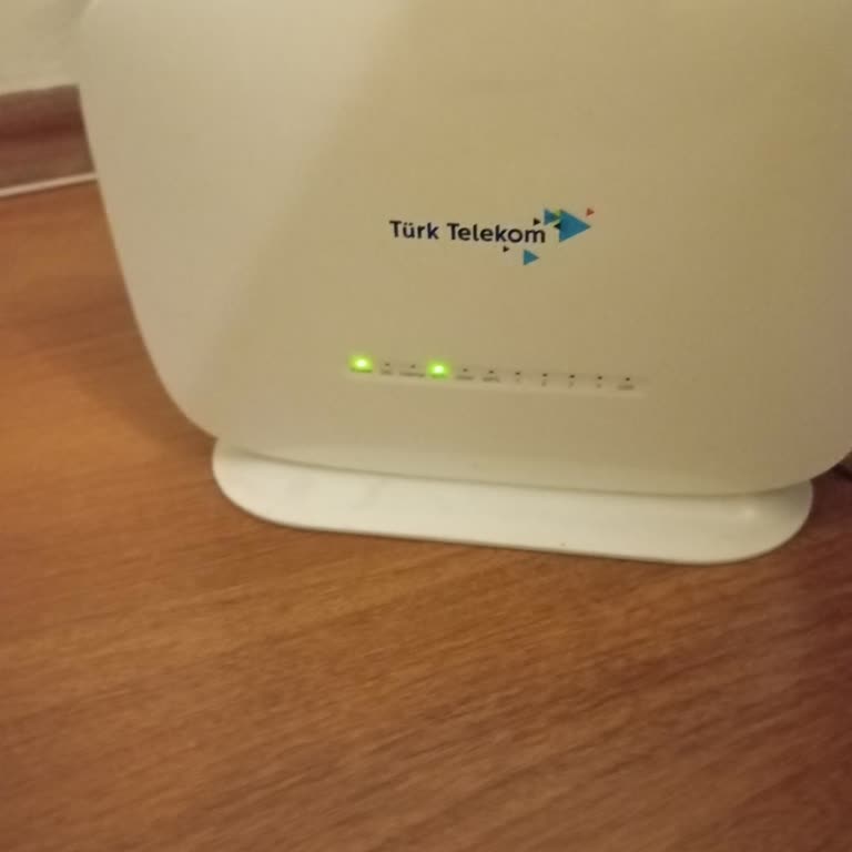 Uzun Süreli İnternet Kesintisi Nedeniyle Eğitim Ve Günlük Hayatım Aksadı