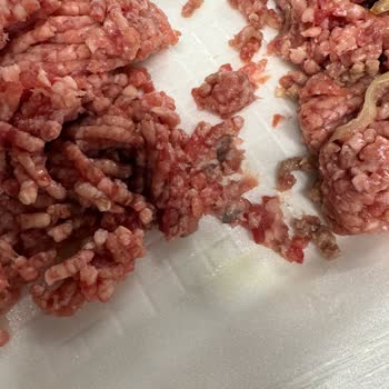 Onur Market'ten Aldığım Küflü Kıyma Ve Şube Müdürünün Tutumu