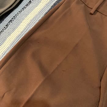 Bershka Pantolonum Kısa Sürede Deforme Oldu