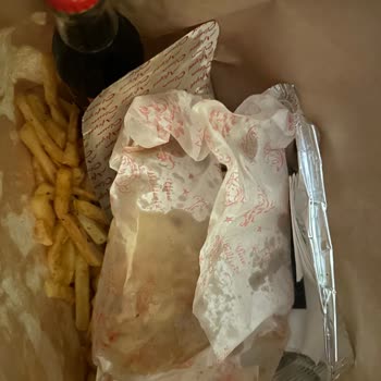 Yemeksepeti'nden Dağılmış Sipariş Ve Yetersiz Müşteri Hizmeti