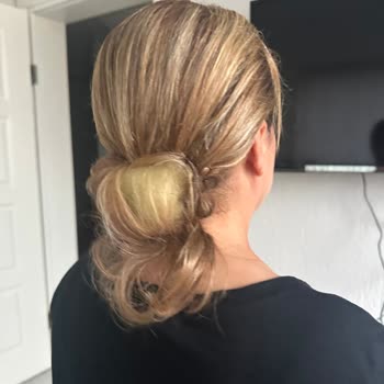 Nişan Günü Saç Ve Makyaj Hizmetinde Yaşanan Hayal Kırıklığı