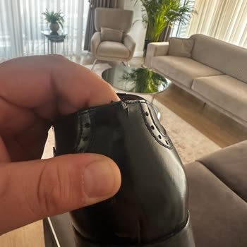 Gerçek Deri Diye Satılan Ayakkabı 3. Kullanımda Deforme Oldu