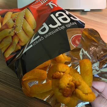 Çerezza Cipste Sağlık Ve Kalite Sorunu: Erimiş Ve Kararmış Ürün Nedeniyle Güven Kaybı