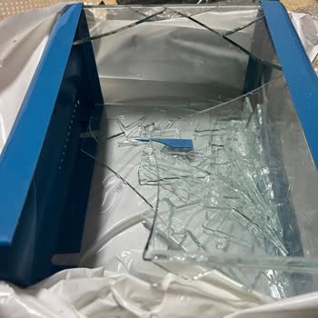 PTT Kargo'nun Kırılabilir Ürünleri Dikkatsizce Taşıması Sonucu Yaşanan Hasar Ve Mağduriyet