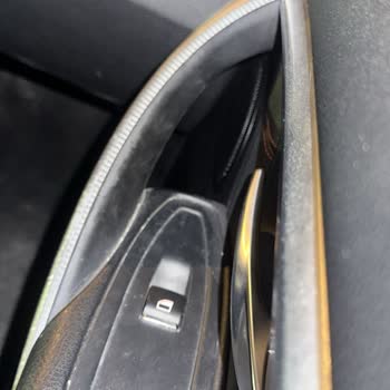 BMW 3.18i Kapı Tutamaçları Ve Karbon Kaplama Sorunu