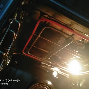 Fırında Orta Kısım Pişmiyor Kenarlar Kızarıyor