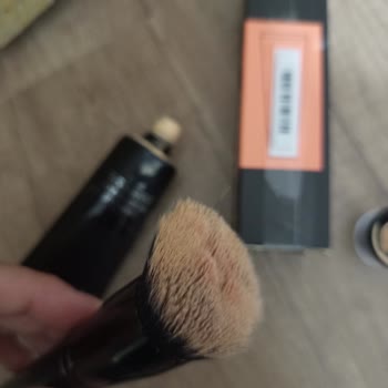 Gratis Çalışanı Yanlış Fondöten Rengi Önerdi Mağdur Oldum