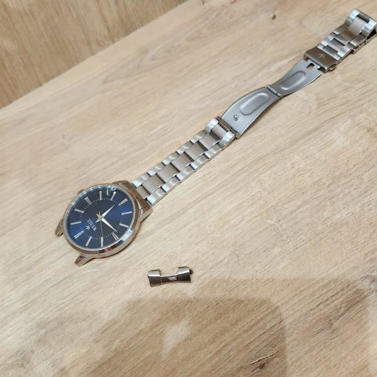 İlk Günde Arızalanan Saat İçin Haksız Masraf Talebi Ve Yetersiz Müşteri Hizmeti