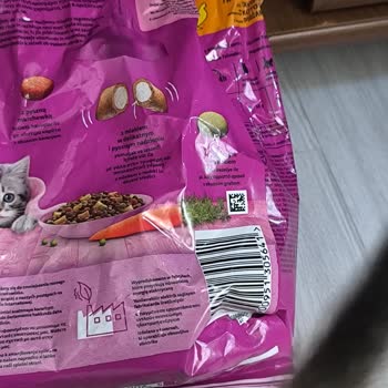 Kedime Aldığım Mama Sağlık Sorununa Yol Açtı, Ürün Güvenilirliğinden Şüpheliyim