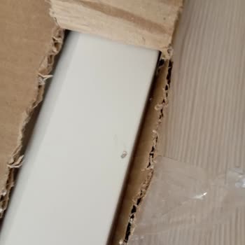 Hasarlı Ürün Teslimatı Ve İlgisiz Müşteri Hizmetleri