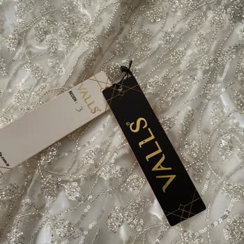 Aldığım Elbisenin Defosu Ve Mağaza Çalışanlarının İlgisizliği Hayal Kırıklığı Yarattı