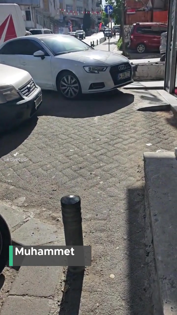 İstanbul Büyükşehir Belediyesi Kaldırıma Park Sorunu Ve Bebek Arabası Engelli videonun kapak resmi