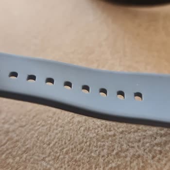 Pahalı Saat Kordonu Kısa Sürede Çatladı Firma Çözüm Sunmadı