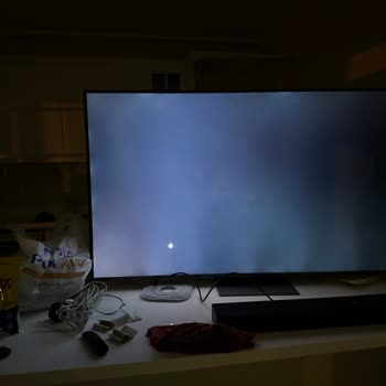 Yeni Alınan LG TV'de Işık Süzmesi Sorunu Ve Servis İlgisizliği