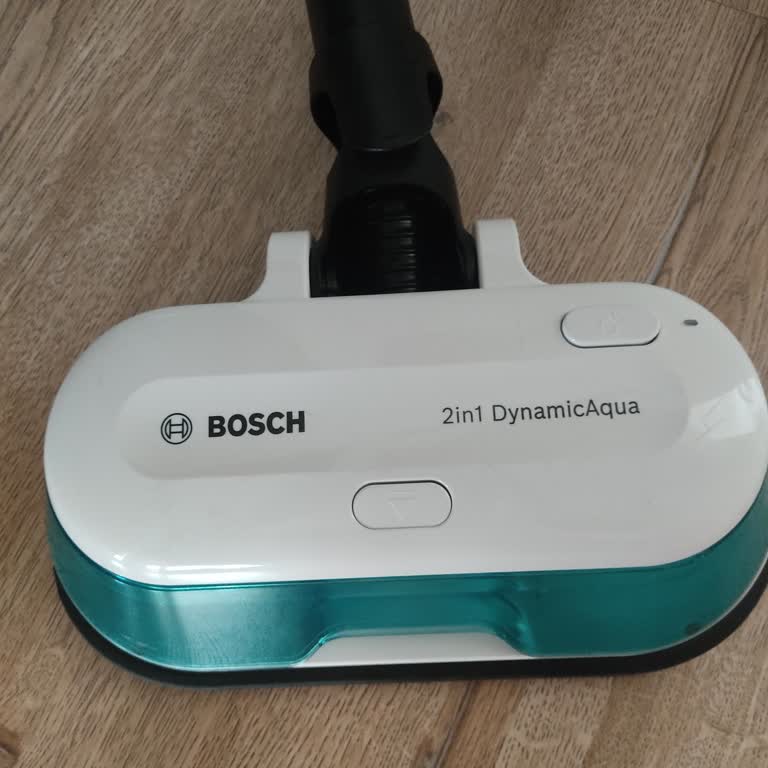 Bosch Dik Süpürgede Islak Kuru Başlık Su Püskürtmüyor