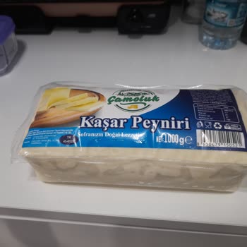 Açılmamış Kaşar Peynirinde Tarihi Geçmeden Pakette Şişme Ve Sulanma