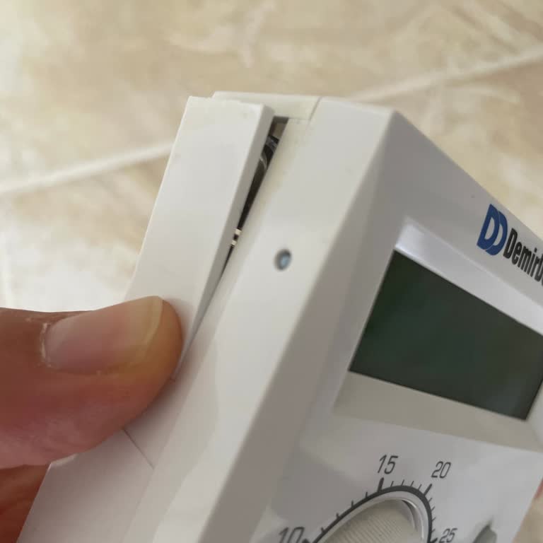Pil Kapağı Kolayca Kırılıyor, Parça Temininde Zorluk Yaşıyorum