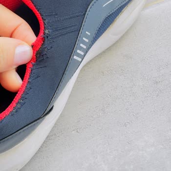 Aldığım Ayakkabı 1,5 Ayda Parçalandı, Kullanıcı Hatası Deniyor!