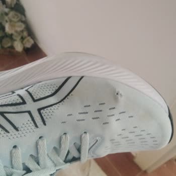 Ayakkabıda Hızlı Yırtılma Ve Değişim Talebine Ret