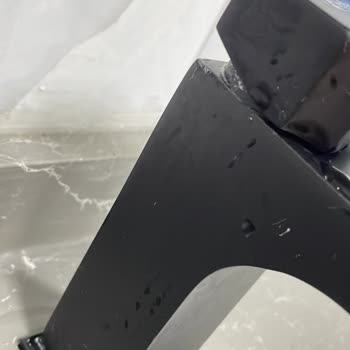 Newarc Bataryada Boya Kabarması Ve Yetersiz Müşteri Hizmeti