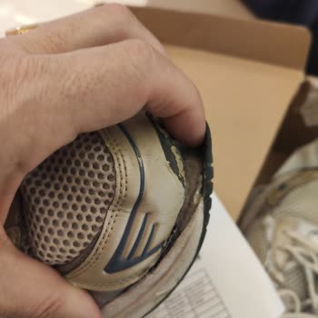 Asics Aldığım Ayakkabının Burnu Kısa Sürede Açıldı, Kullanıcı Hatası Denildi