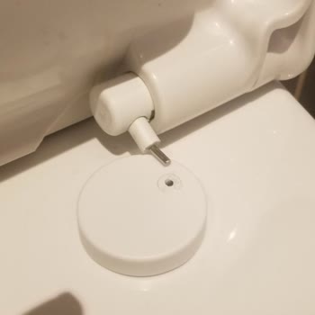 Vitra Klozet Kapağı Menteşe Sorunu: Dayanıklılık Beklentisini Karşılamıyor