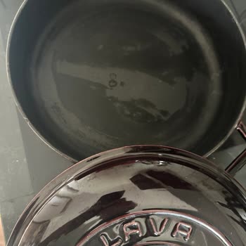 Lava Metal Premium Seri Tencere 1 Yılda Soyuldu